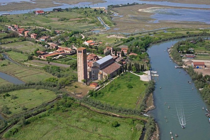 Murano, Burano, and Torcello Islands Public Cruise From Venice - Discovering Buranos Lace