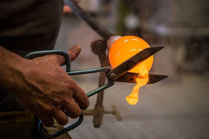 Murano & Burano Islands Tour with Glass-blowing Factory Visit - Transportation and Logistical Tips