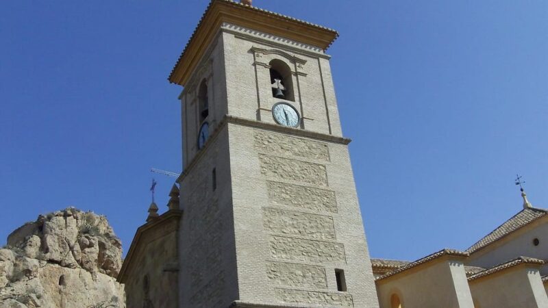 Murcia - Guided Walking Tour With Food Market Visit - Admiring the Episcopal Palace of Murcia