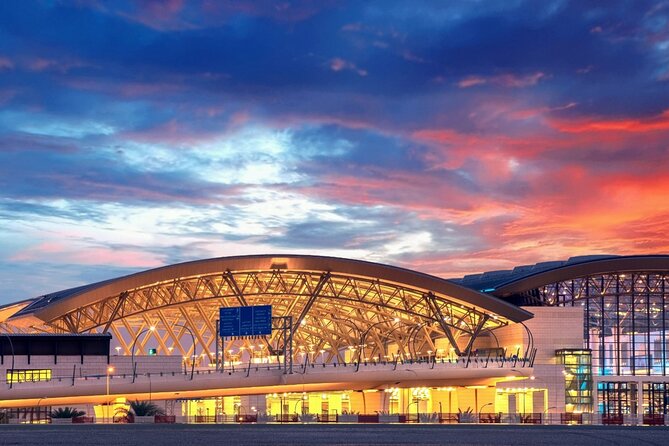 Muscat: Airport Private Transfer To/From All Muscat Hotels Oman - Communication and Assistance