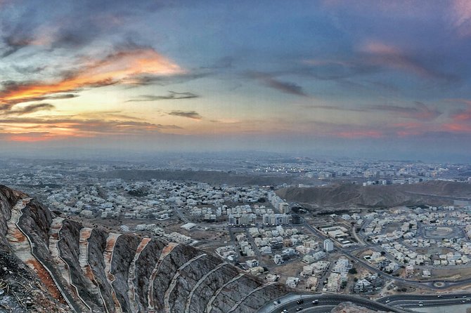 Muscat: City Highlights Experience With Transfer - Visit Al Alam Palace