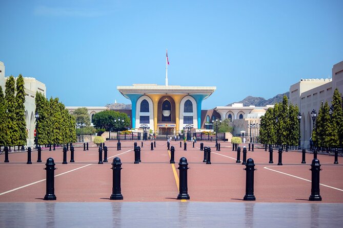Muscat Half Day City Tour With Visit to Sultan Qaboos Grand Mosque - Tips for Travelers