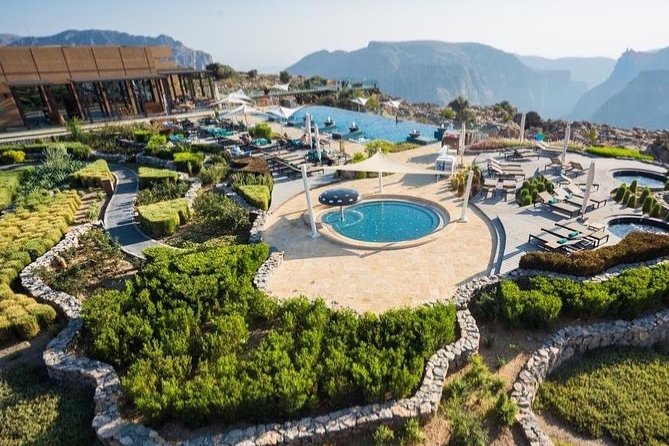 Muscat : Private Taxi Transfer to Green Mountain - Accessibility Options Available