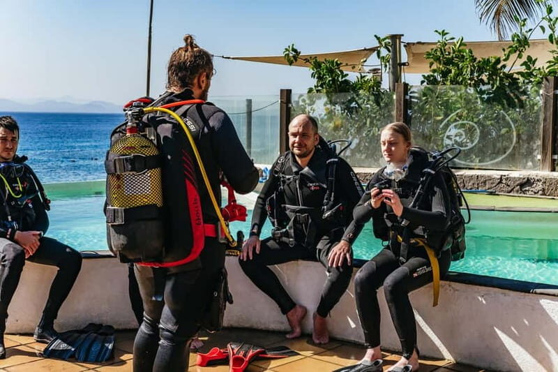 Museo Atlántico: Scuba Dive Lesson for Non-Certified Divers - What is the Museo Atlántico: Scuba Dive Lesson?