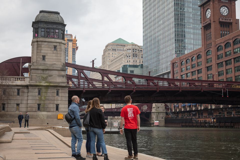 Must-See in Chicago: Architecture, History & Culture Tour - Popcorn and Chocolate Tastings