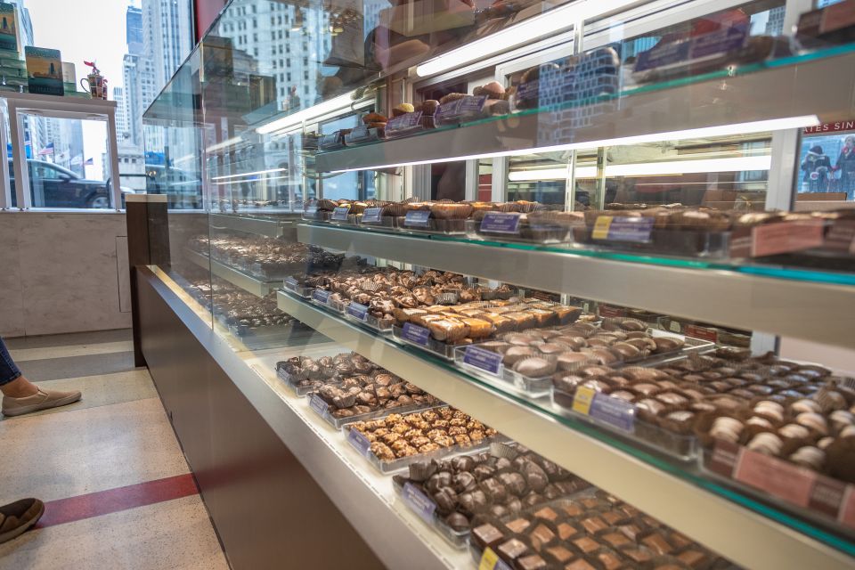 Must-See in Chicago: Architecture, History & Culture Tour - Weather Recommendations