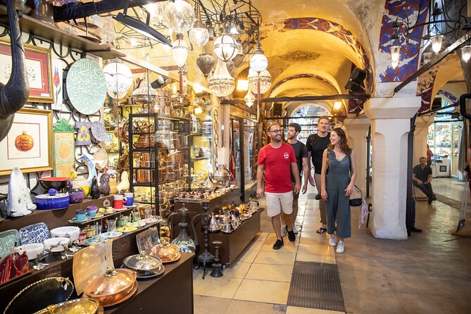 Must See in Istanbul: Private Full-Day Experience & Local Lunch - Bosphorus Strait and Topkapi Palace