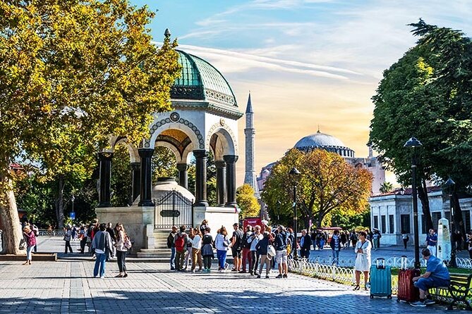Must - See Istanbul Stops 1: Half Day Morning Tour - Blue Mosque Visit