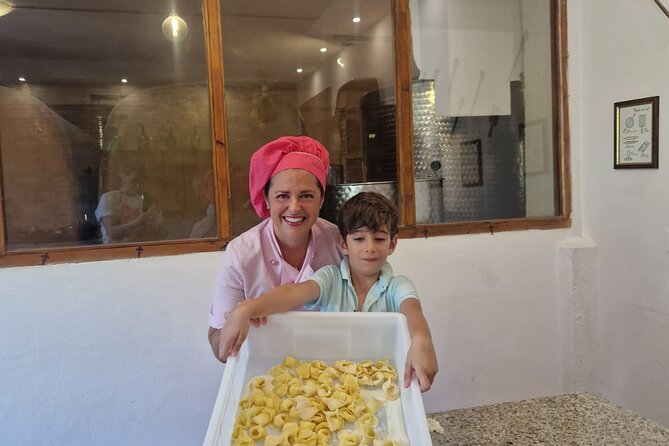 My Farm Experience Review: A Day in Tuscany - Transportation and Logistics Details