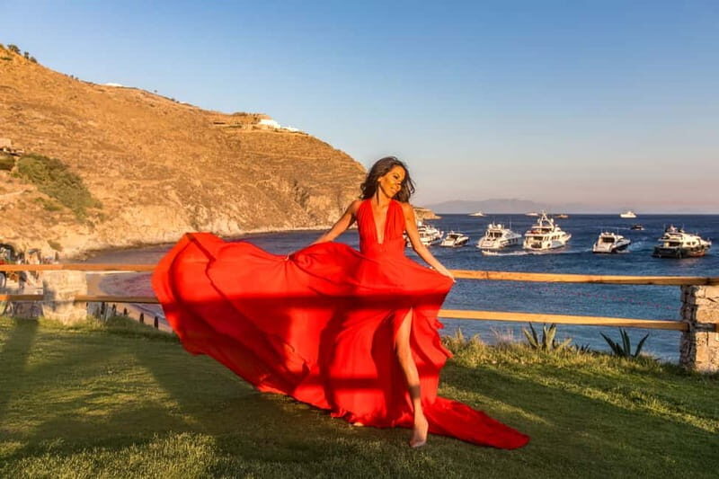 Mykonos: Fashion style Photoshoot and photography lessons - Discovering the Experience  