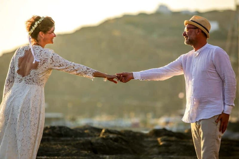 Mykonos: Fashion style Photoshoot and photography lessons - Cost vs. Value  