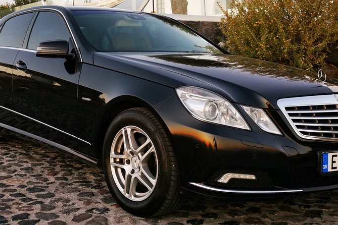 Mykonos Private Limo Transfer - Vehicle and Accessibility Details