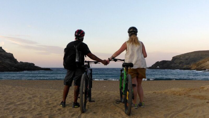 Mykonos Romantic Bike Tour With Private Picnic at the Beach - Itinerary Highlights