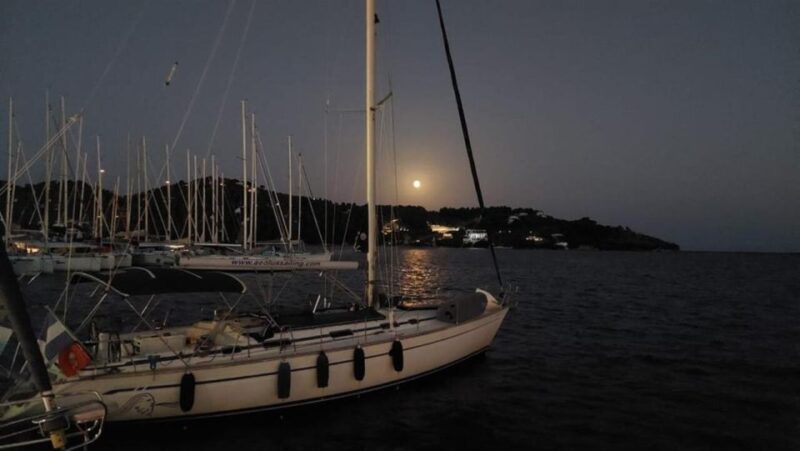 Mykonos: South Beaches Sailing Tour With Lunch and Transfers - Important Recommendations