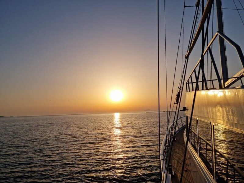 Mykonos: Sunset Boat Cruise with Light Dinner & Drinks - Key Points