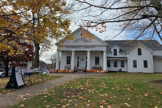 Mysterious Lore and More Walking Tour of Boothbay Harbor - The Sum Up