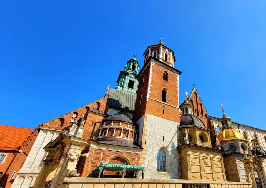Mysterious Wawel Cathedral and Wawel Courtyard Guided Tour - Key Points