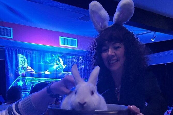 Mystery and Magic Dinner Theater at Desert Diamond Casino - The Sum Up: Who Should Consider This Experience?