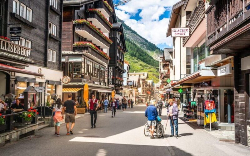 Mystic Zermatt Tour: Peaks, History & Culture - Traversing the Kirchbrücke