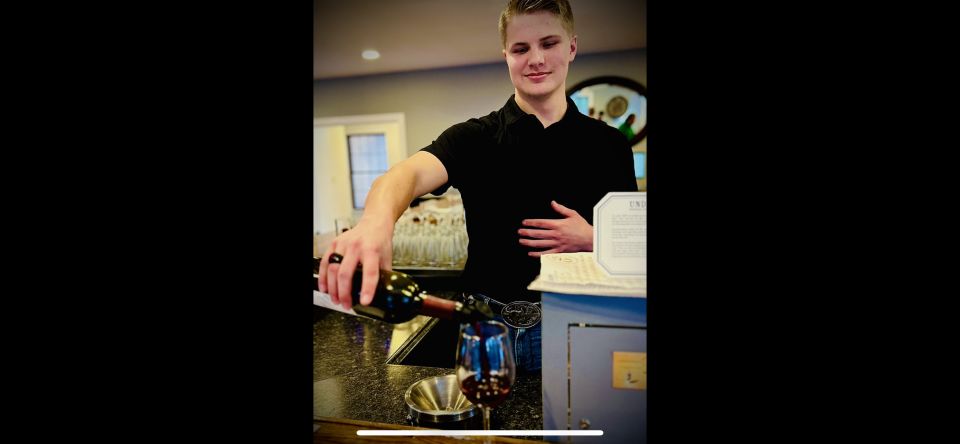 N. Georgia Private Wineries Tour, Dine and Shop From Atlanta - Key Points