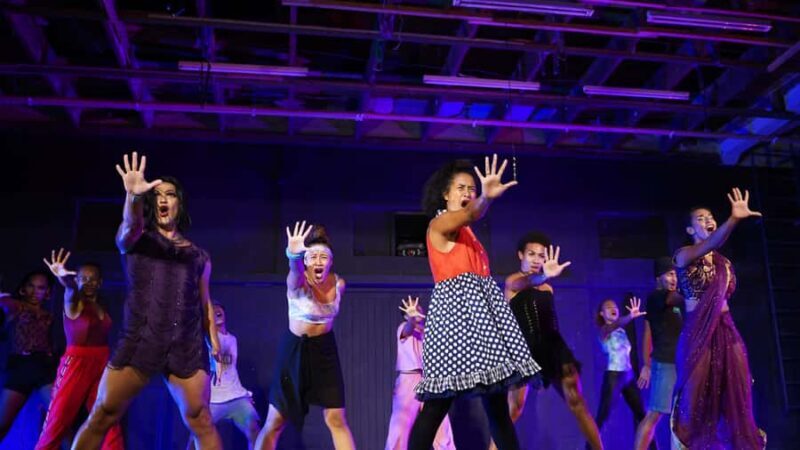 Nadi: VOU Evening Dinner and Show Experience - Introduction