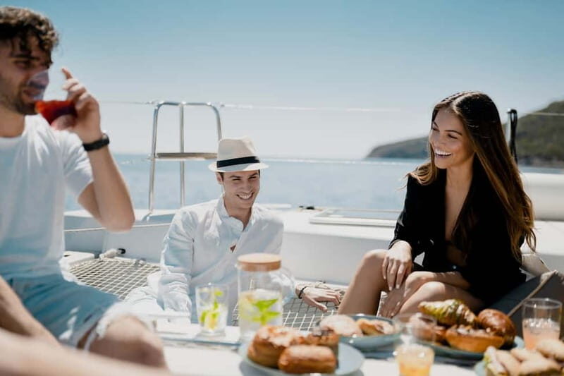 Nafplio: Catamaran Cruise with Meal and Drinks - Authentic and Personal Experience
