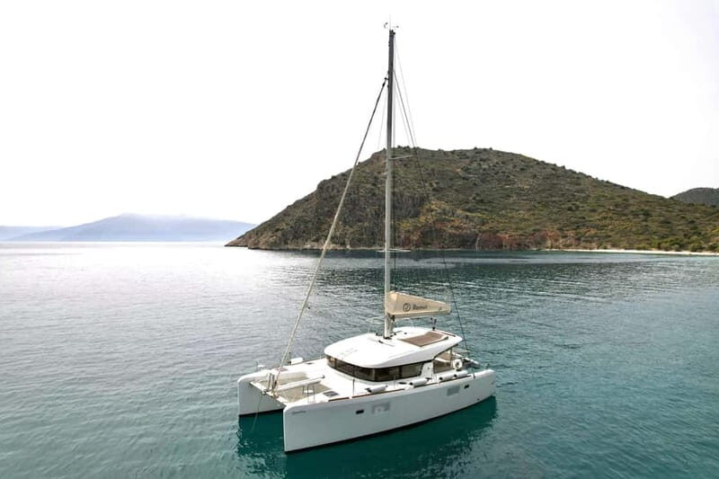 Nafplio: Catamaran half day private cruise - Key Points