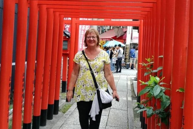 Nagoya Night Bar & Food Tour With Locals - Taking in Nagoyas Lively Atmosphere