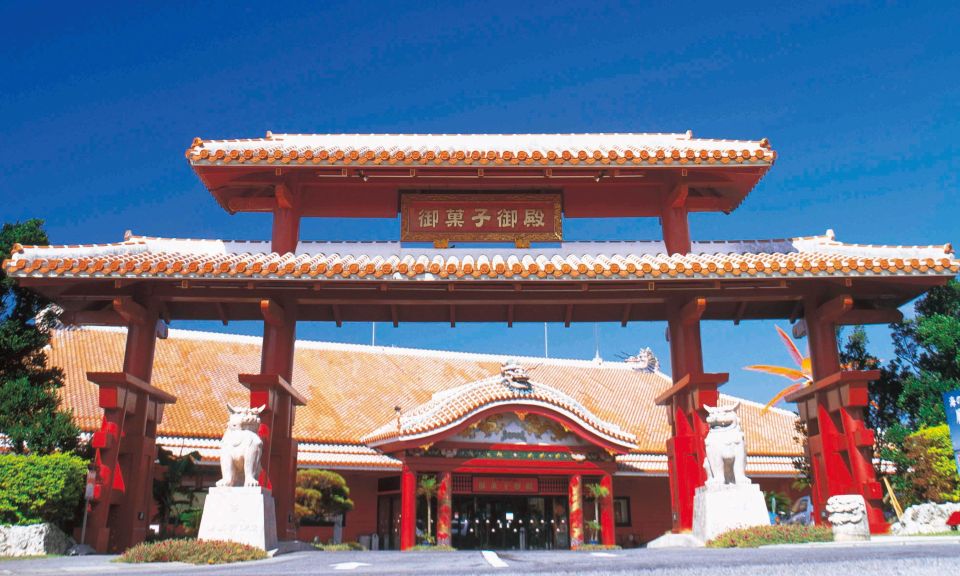 Naha: North Okinawa Sightseeing Tour & Churaumi Aquarium - Churaumi Aquarium at Ocean Expo Park