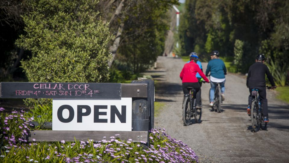 Napier: Cape Coast Winery Tour on Pedal or E-Bikes - Frequently Asked Questions