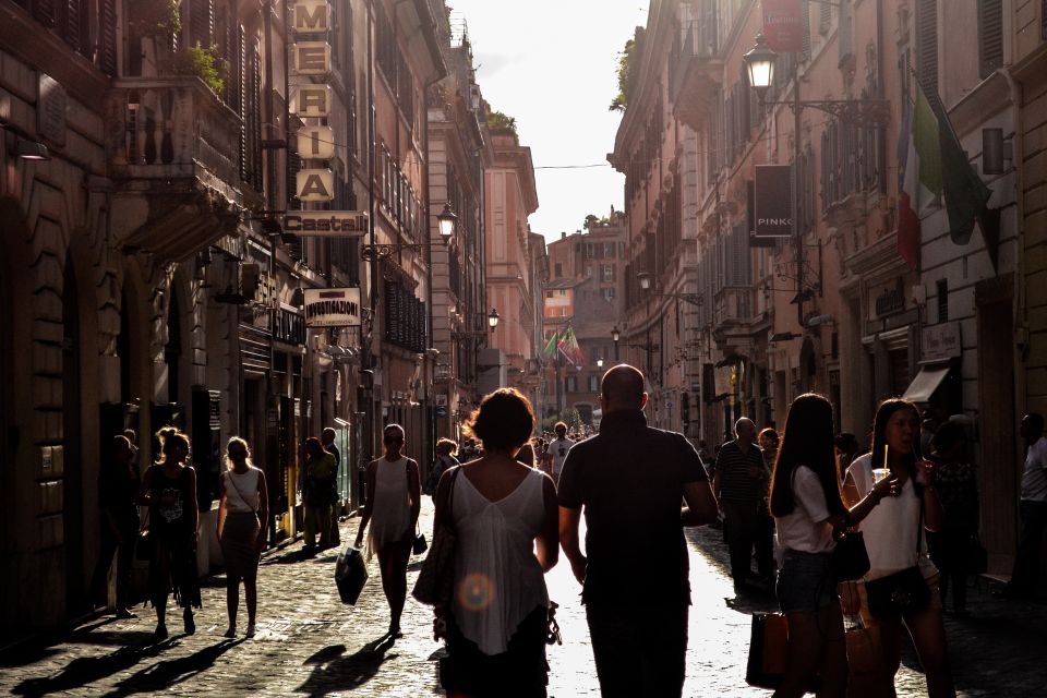 Naples: 2-Hour Walking Tour W/ Food Tasting Experience - Neapolitan Street Food Tasting