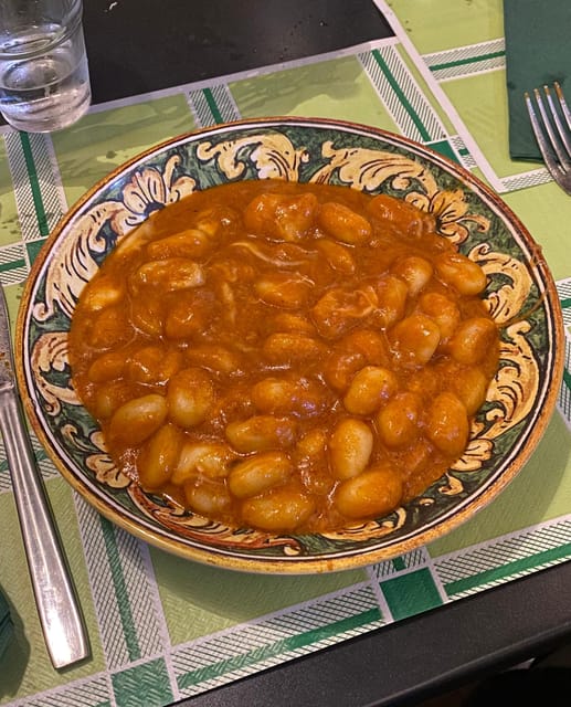 Naples: Authentic Family Home Lunch With Music Show & Spanish Quarters Tour - Activity Overview