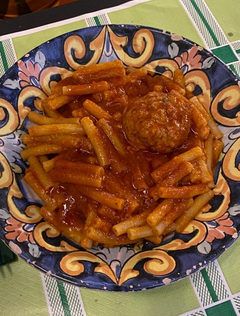 Naples: Authentic Family Home Lunch With Music Show & Spanish Quarters Tour - Authentic Neapolitan Cuisine