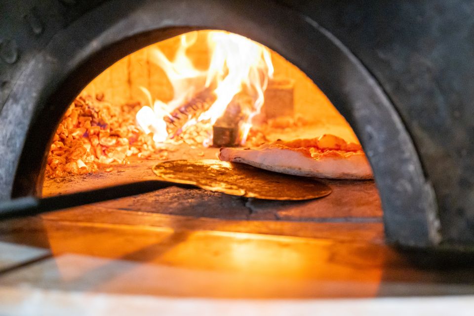 Naples: Authentic Neapolitan Pizza Making Class - Class Features