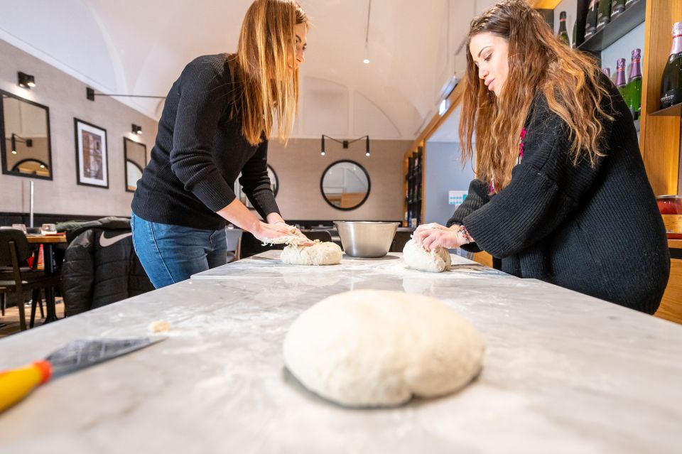 Naples: Authentic Neapolitan Pizza Making Class - Customer Reviews