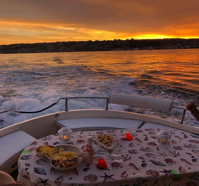 Naples: Bay of Naples Sunset Experience with Prosecco - Who Will Love This Tour?