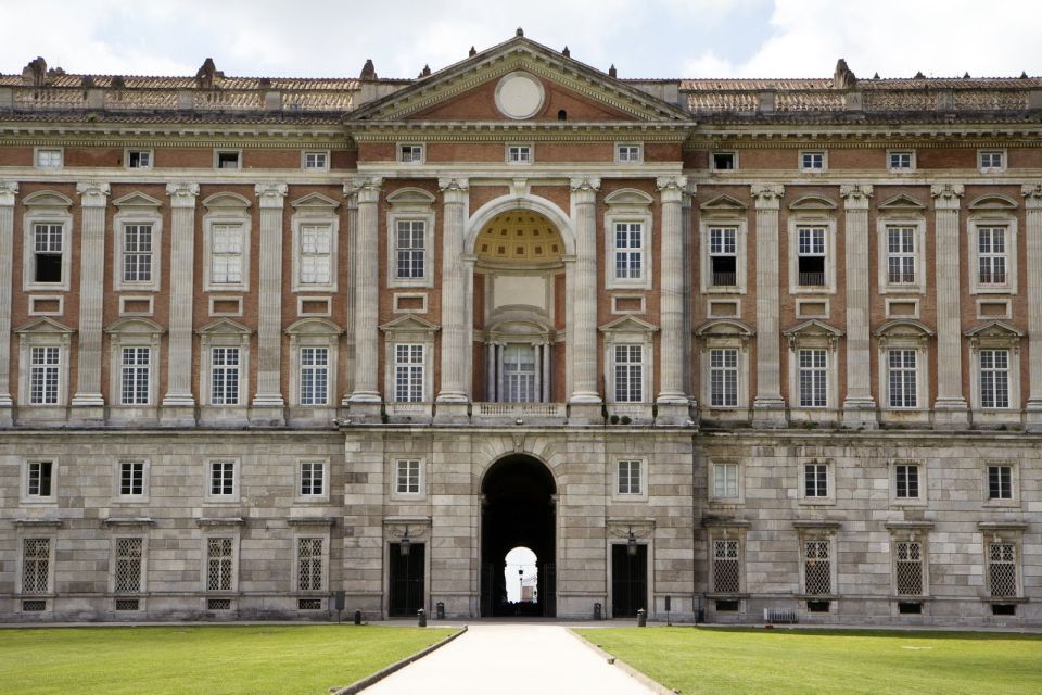 Naples: Caserta Royal Palace & Historic Center Day Trip - Itinerary Overview