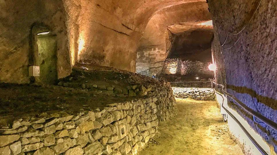 Naples: City and Lapis Museum Tour With an Archaeologist - Itinerary Details
