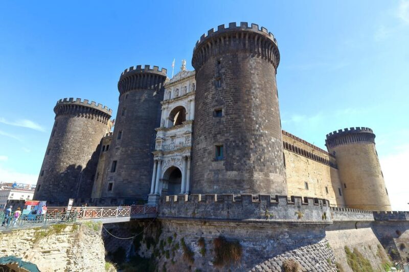 Naples: Evening Sightseeing with Gourmet Dinner - The Gourmet Dinner Experience