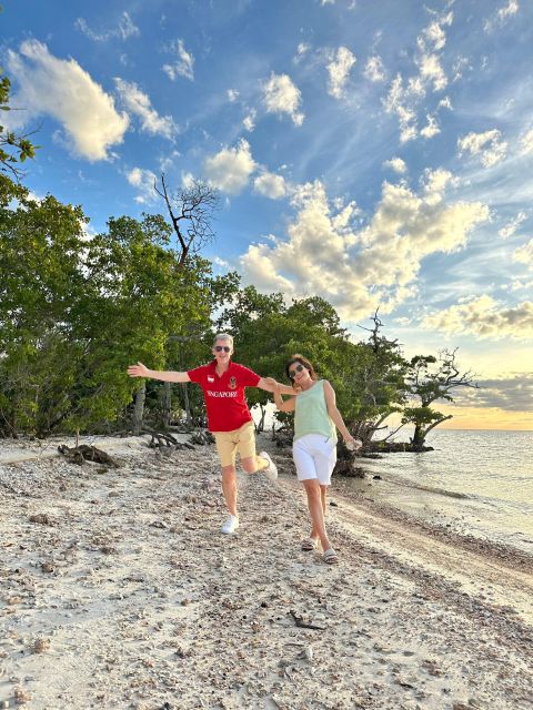 Naples, FL: 3 Hour Private Dolphin & Manatee Tour - Discovering 10,000 Islands