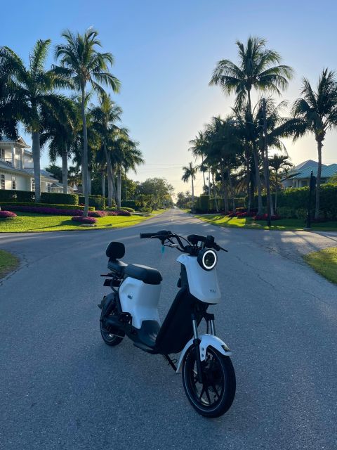Naples Florida: Downtown Electric Moped Tour - Booking and Cancellation