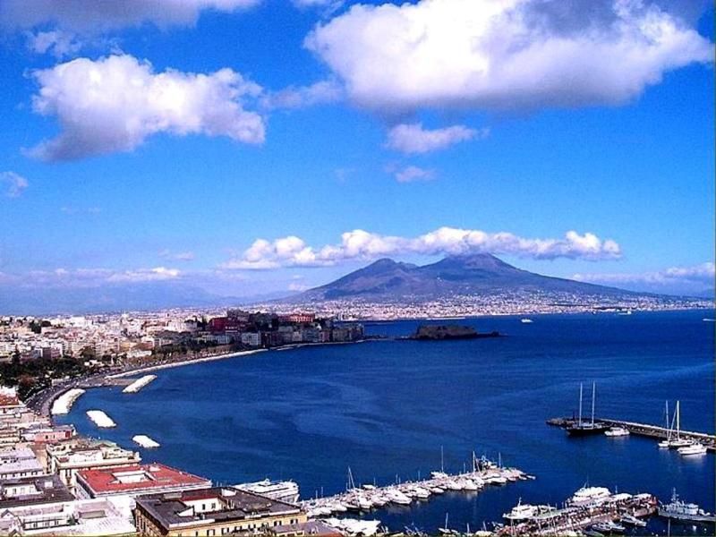 Naples Half-Day Sightseeing Tour: Bella Napoli - Sights and Attractions