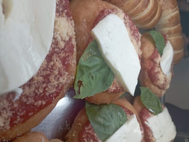 Naples: Highlightsstreet Food & Special Pizza Walkintour - Meeting Point and Recommendations