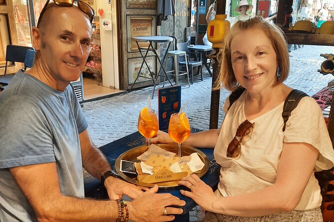 Naples Historic Center Private Tour With Pizza Lunch - Traveler Feedback