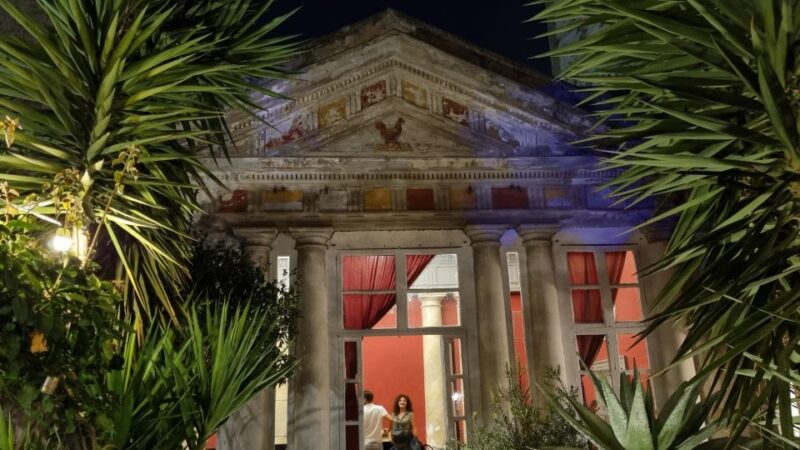 Naples: Historic City Center Guided Walking Tour - Navigating the Lively Streets