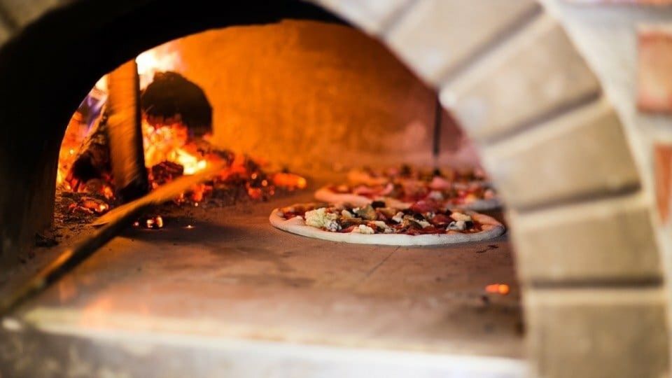 Naples: Margherita Pizza Cooking Class and Lunch - Key Points