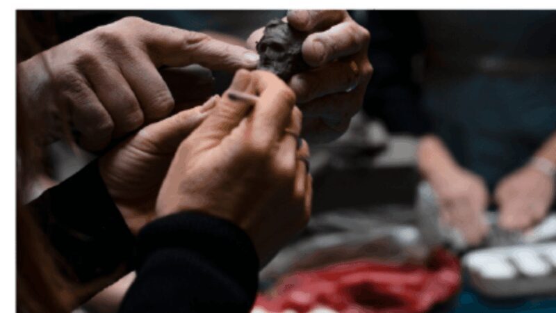Naples: Master Nativity Scene Artisan Workshop - Exploring the Workshop Experience