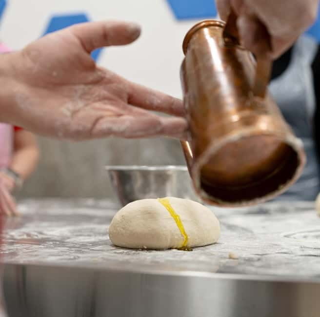 Naples: Neapolitan Pizza and Tiramisu Cooking Class - Why This Experience Works for Travelers