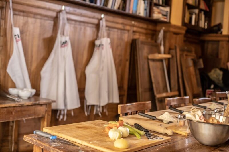 Naples: Neapolitan Pizza Making Class - Authentic Experience - The Practical Details