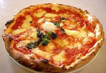 Naples: Night Driving Tour with Local Pizza Dinner - FAQ